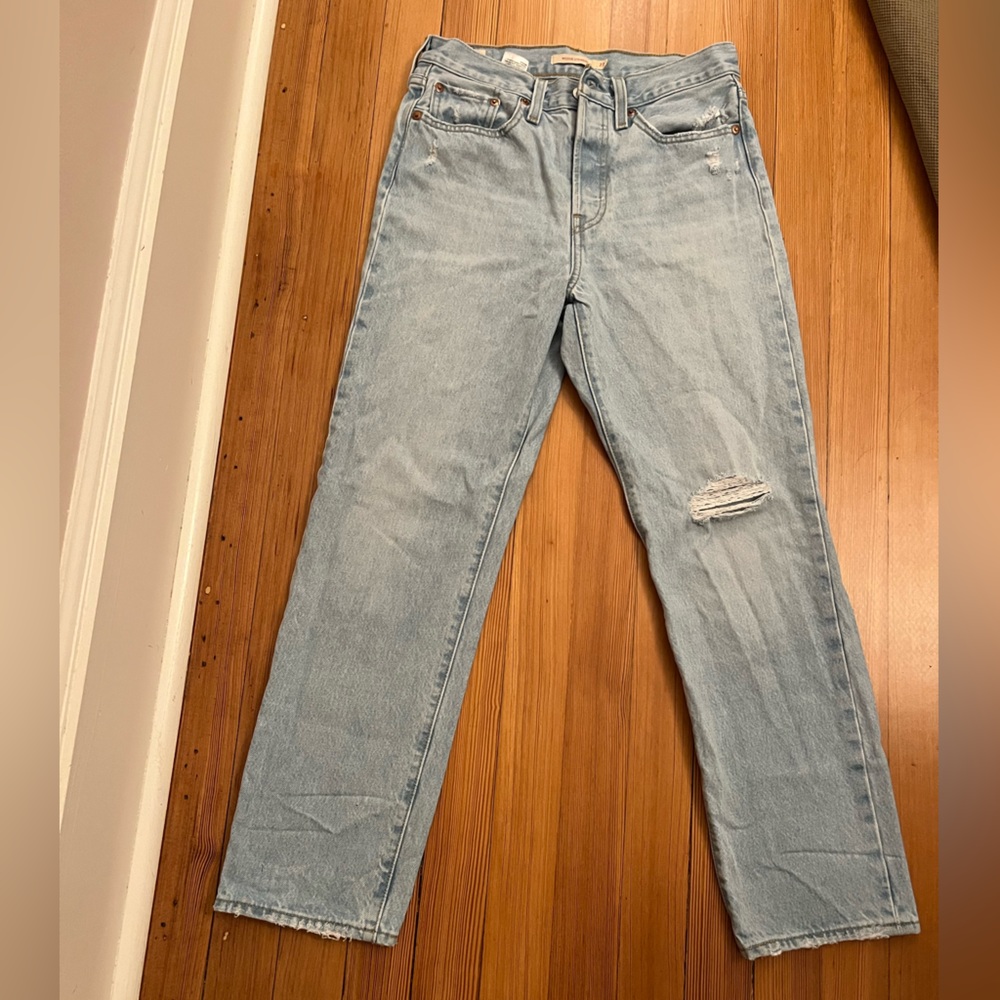 Levi’s Premium Wedgie Straight High Rise Jeans Size 27
